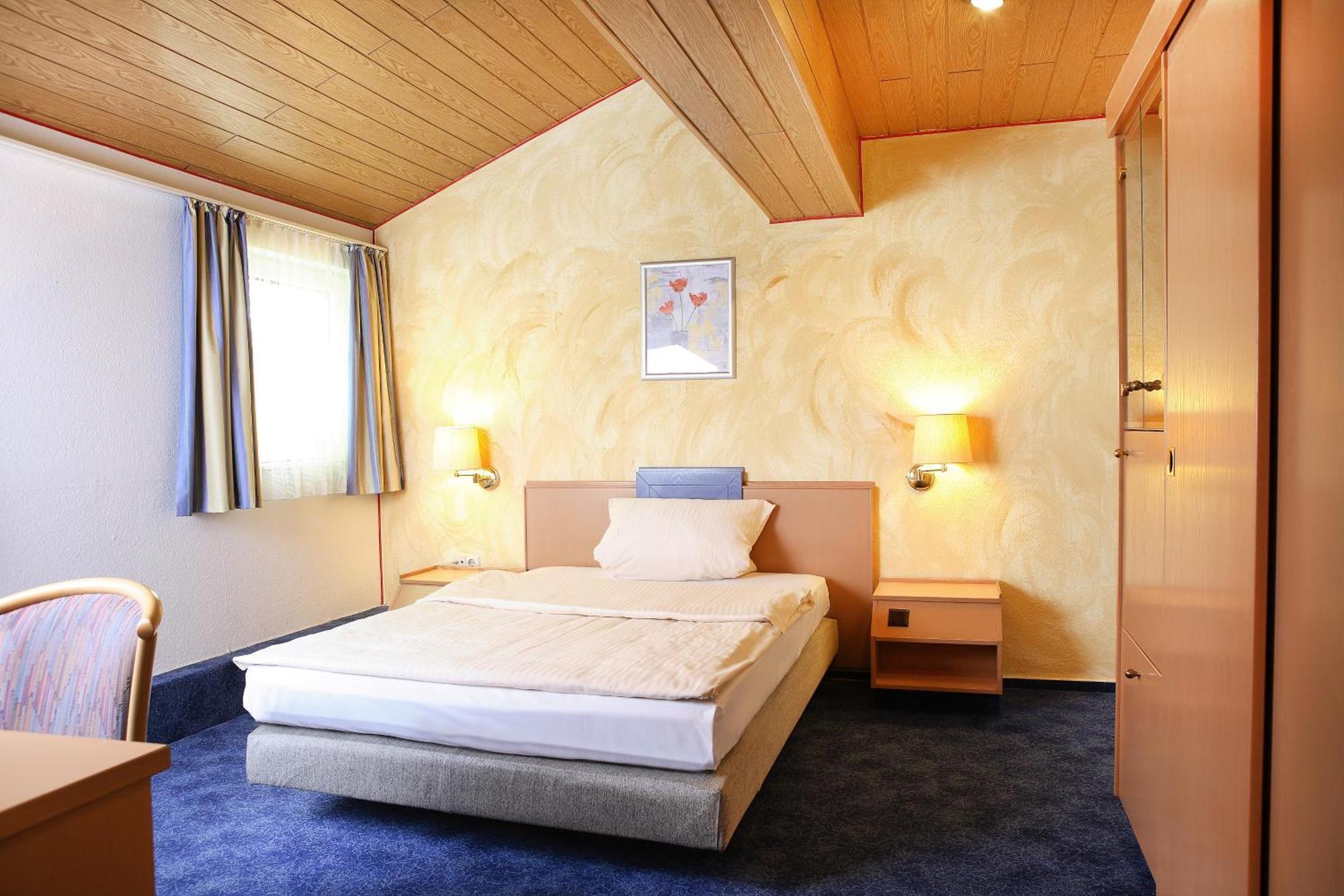 Hotel Harsshof Salzgitter Exterior photo